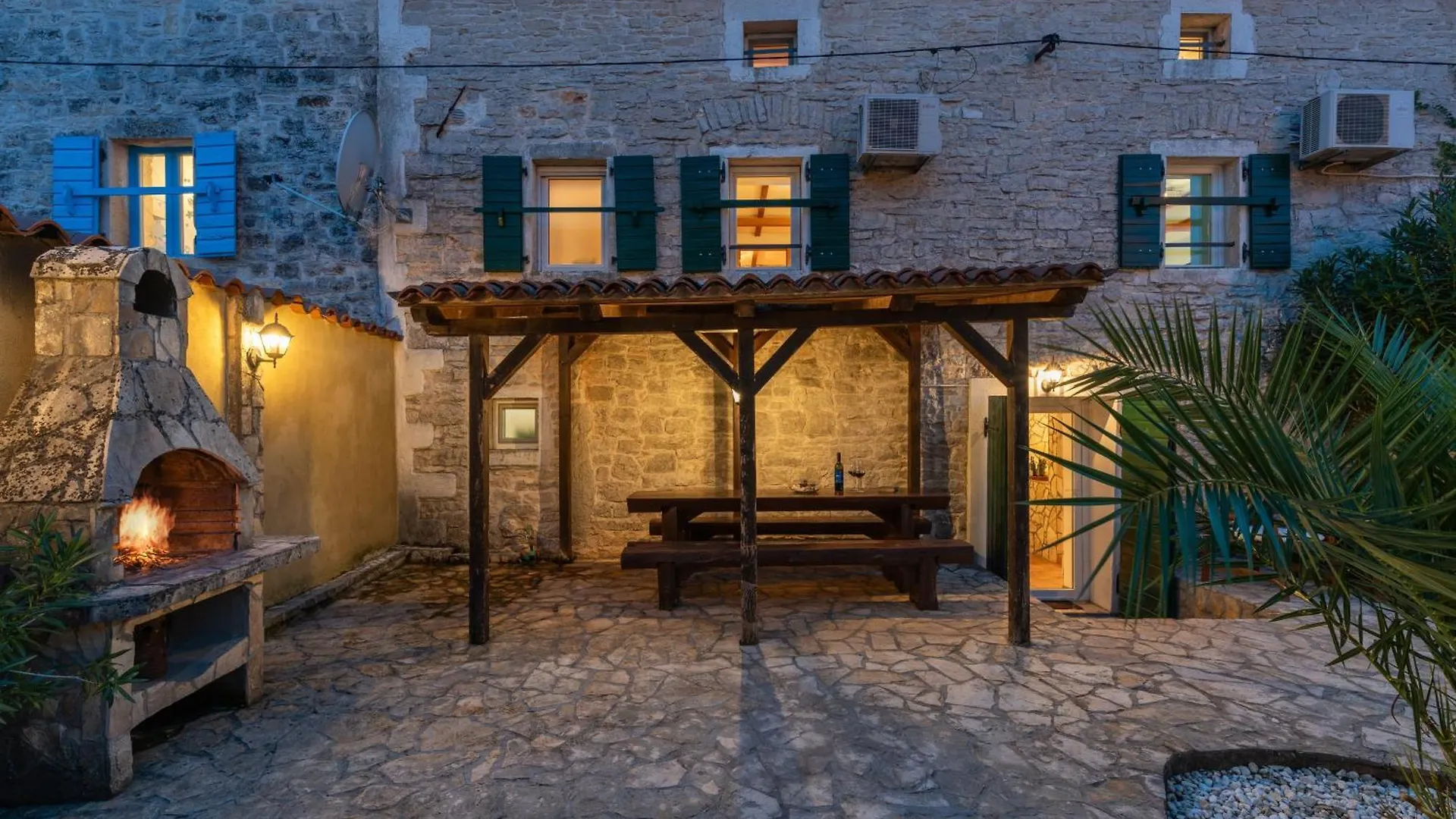 Casa Stifanici Villa Baderna 0*,